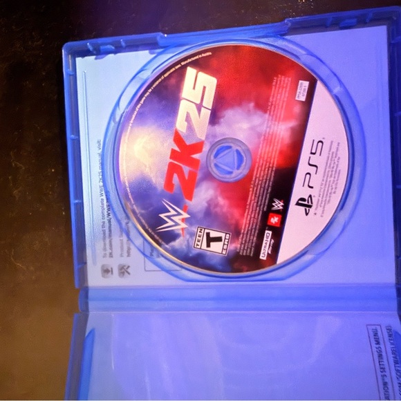 WWE 25 for PS5 - Blue Case - Picture 2 of 3